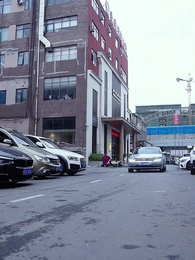 Pertemuan di Galaksi - Episode 41