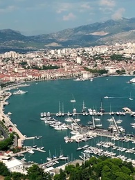 Rejected Slave Meets Her Alpha - Episode 15