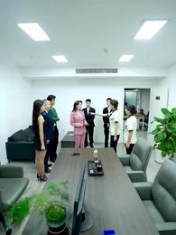 Épisode 35 - [Doublé] La femme de ménage est la boss