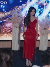 Episode 22 - Divorced Her Husband: She Took the World by Storm