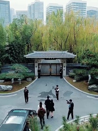 第7集 - 黑月光只想爆紅