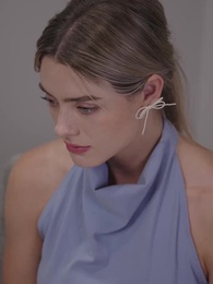 Épisode 37 - Prisonnière en cage dorée