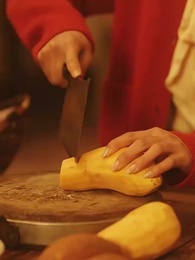 Episode 35 - Fate Brought Her to Him