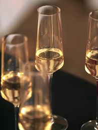 Gestohlene Erbin, ungestohlene Liebe - Episode 61