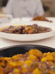 38화 - 차가운 가면 아래