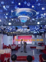 Episode 50 - Rich & Ridiculous