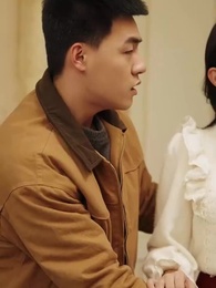 Episode 32 - Rich & Ridiculous