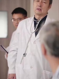 Épisode 26 - Femme Enceinte : Choyée par Son Mari Diamant