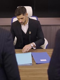 Mon mari perdant est un magnat de la finance - Episode 41