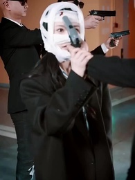 Episode 30 - Escaping His Gilded Cage