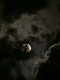 بعد خروج السجن كنت مجنونا لابنتي - Episode 1