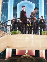 Episódio 19 - [Dublado] Divorciada, Diretora de Volta