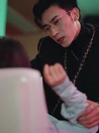 Episódio 43 - [Dublado] Divorciada, Diretora de Volta