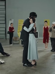 Episódio 35 - [Dublado] Divorciada, Diretora de Volta