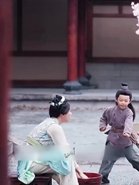 الحلقة 2 - حِينَ يُعانِقُ القَمرُ
