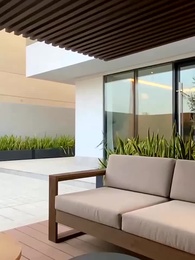 Episode 83 - [Synchron] Flucht als Ehefrau von CEO