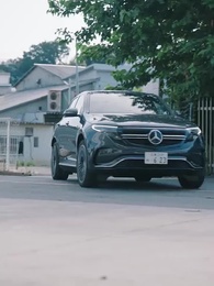 Épisode 68 - La Divorcée Petite-fille du Milliardaire