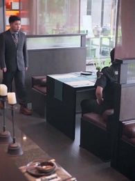 Episode 37 - My Dad is a Super Rich Guard