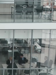 Episodio 14 - Papá, Tu Cobradora de Deudas Está Aquí