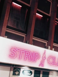 Episode 1 - Forbidden Desire：My Mated Stripper