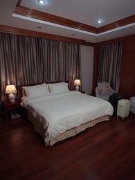 Birth Daughter vs. Adopted Daughter - Episode 24