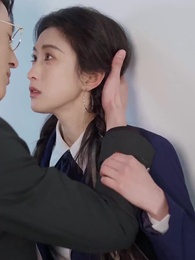 Stealing a Kiss From The Moon - Episode 39