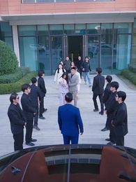 Runtuhnya Citra Sang Istri - Episode 9