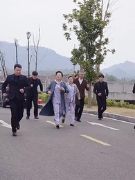 天賜萌孫乖乖受寵 - Episode 63