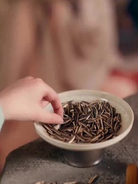 ตอนที่ 45 - ท่านพ่อของเรากลายเป็นอ๋องไปเสียแล้ว