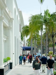 Episódio 43 - Bilionário Realiza Minha Lista de Desejos