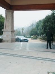 Episodio 1 - Sorella Addormentata，Tre Fratelli in Rimpianto