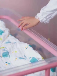 第1集 - 生孩子當天我離婚了