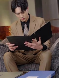 Vợ Ôm Con Bỏ Đi, Sếp Tổng Điên Cuồng Đuổi Theo - Episode 33