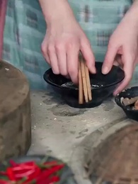 Episode 31 - Pria yang Kuselamatkan Ternyata Pangeran?