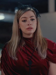 Episode 28 - Love, Betrayal and Queen's crown