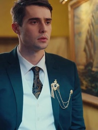 Love, Betrayal and Queen's crown - Episode 4