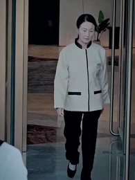 Episodio 4 - la esposa del presidente, ¿se mocha?