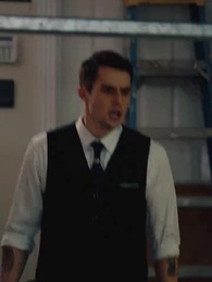 Love, Betrayal and Queen's crown - Episode 74