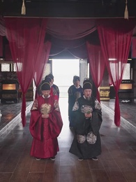 Kembali ke Zaman Dulu untuk Merebut Tahta - Episode 8