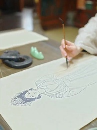 Episode 30 - Glitter Isn’t Gold