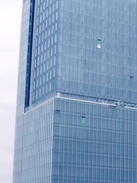 Episodio 24 - La Direttrice in Disguise