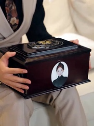 Racing hearts: Too Late for Love - Episode 28