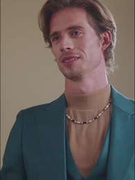 Crossing the line to love - Episode 16