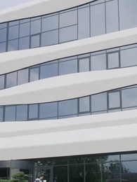 Crossing the line to love - Episode 29