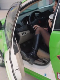 我，跑出租多年強一點點怎麽了 - Episode 13