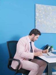 Épisode 58 - L'Héritière et le Milliardaire Caché