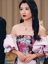 Episode 64 - The Queen of Business