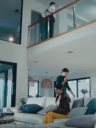 Episode 17 - Falling For Her Bodyguard