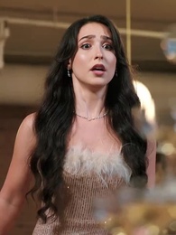 아무도 원치 않은 억만장자 상속녀 - Episode 21