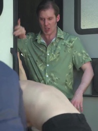 Épisode 39 - S’il vous plaît, embrassez-moi